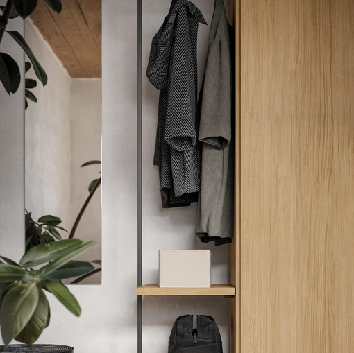 Appendiabiti Flag in metallo con piani di appoggio in finitura Matwood Honey di SantaLucia