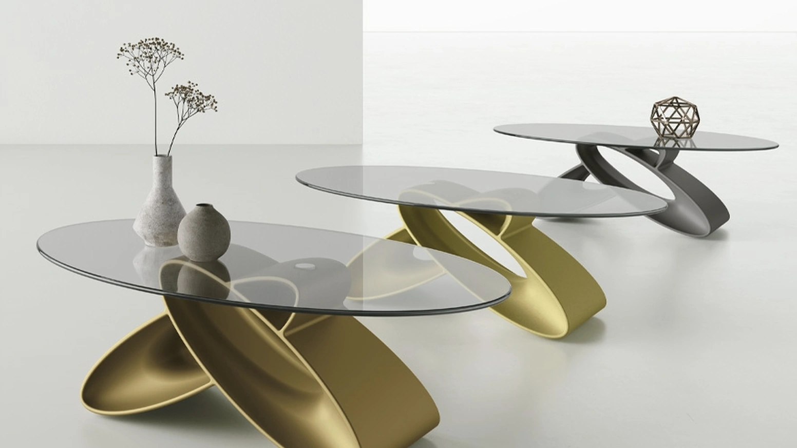 Tavolino ovale Eclipse con piano in vetro e base in poliuretano di Target Point