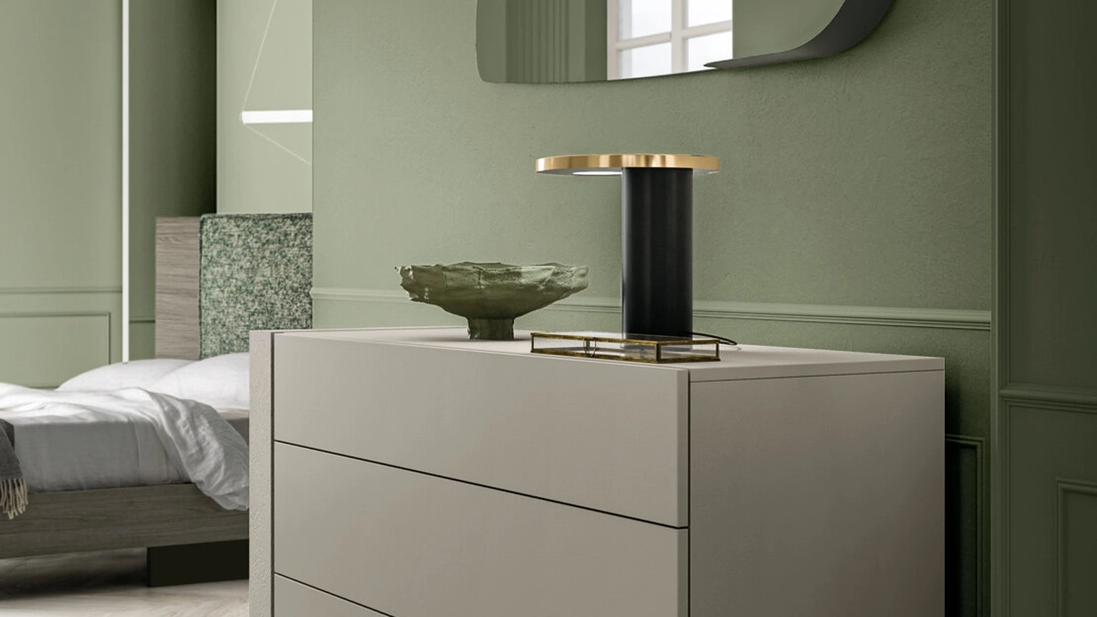 Specchio Medusa con mensola in metallo di SantaLucia