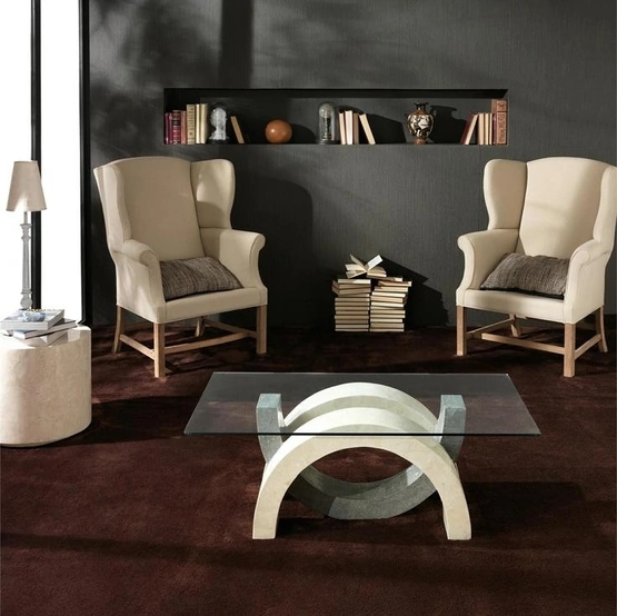 Tavolino con top in vetro e base in pietra fossile Olimpia di Stones