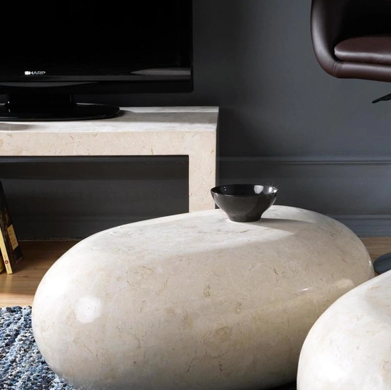 Tavolino Sasso Small in pietra fossile di Stone