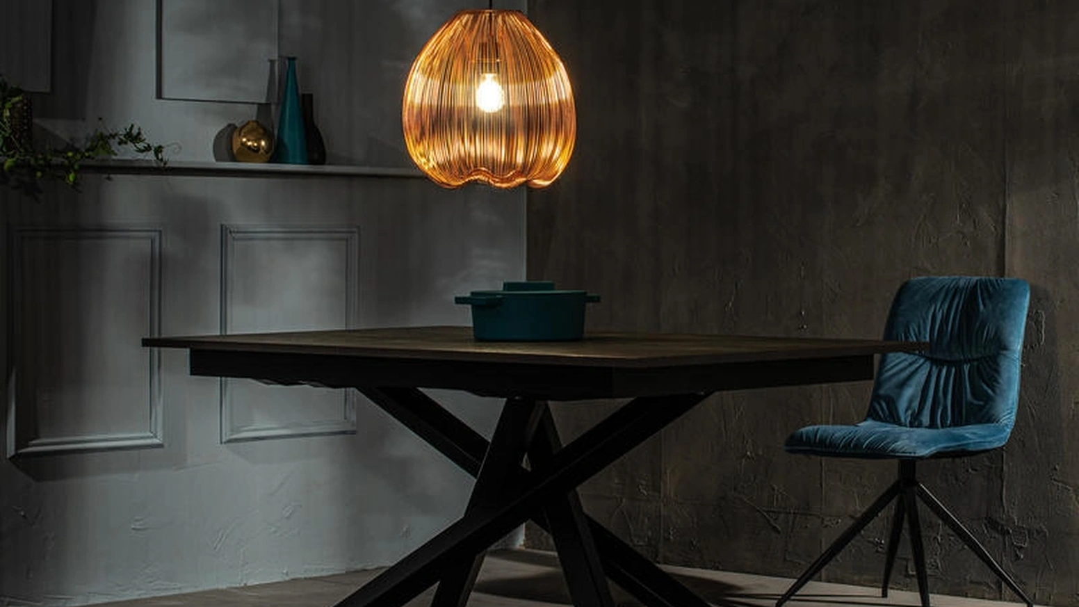 Lampada a sospensione Jaula in metallo verniciato Ottone lucido di Stones