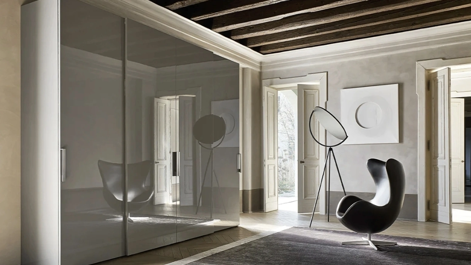 Armadio Anta Liscia in laccato lucido Ardesia con maniglia Mia di Sangiacomo