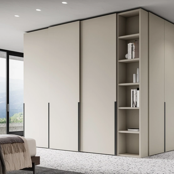 Armadio Ego con ante scorrevoli e battenti di SantaLucia