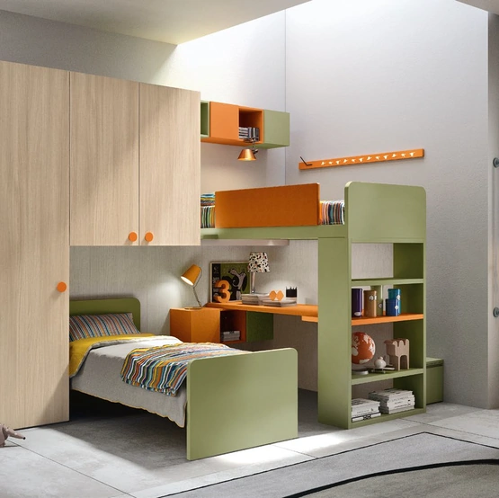 Cameretta a soppalco con scrivania SET K30 in melaminico di Siloma