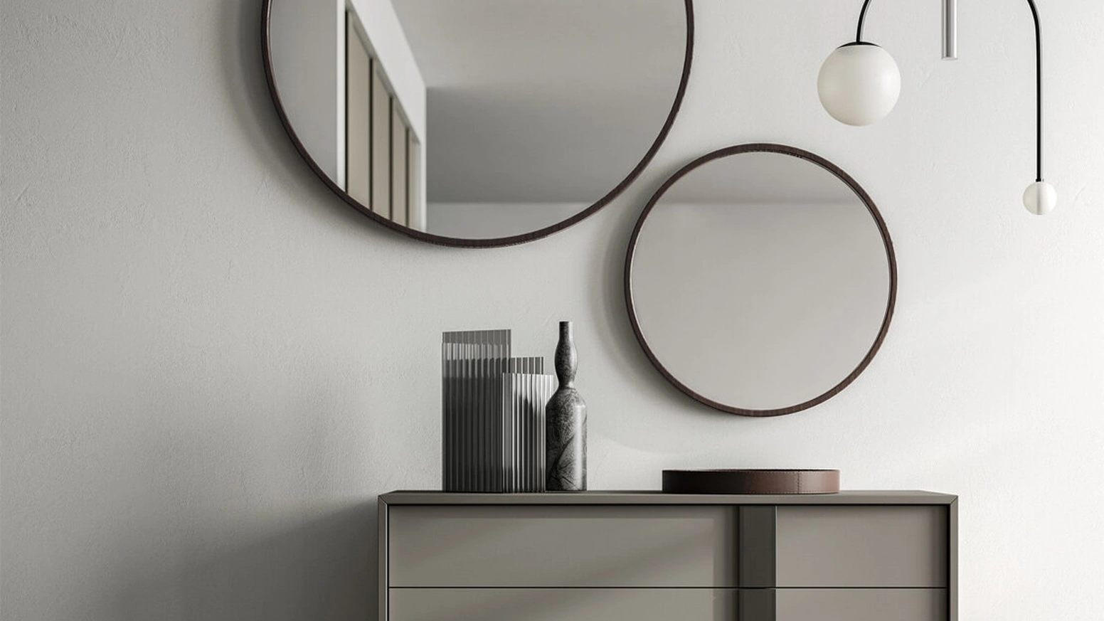 Comò Quadro 12 in laccato opaco di SantaLucia