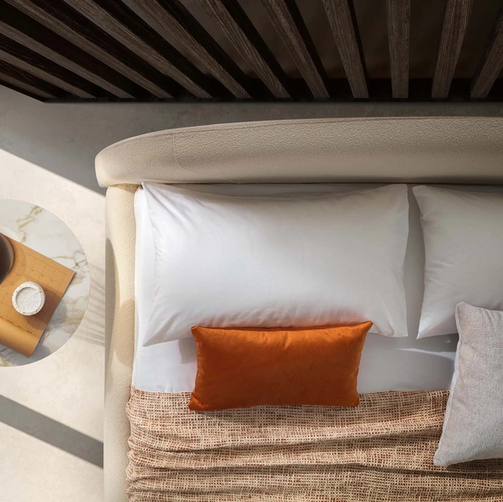 Letto in tessuto imbottito con testiera Belmondo di Le Comfort