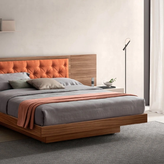 Letto con testiera Sky di Maronese