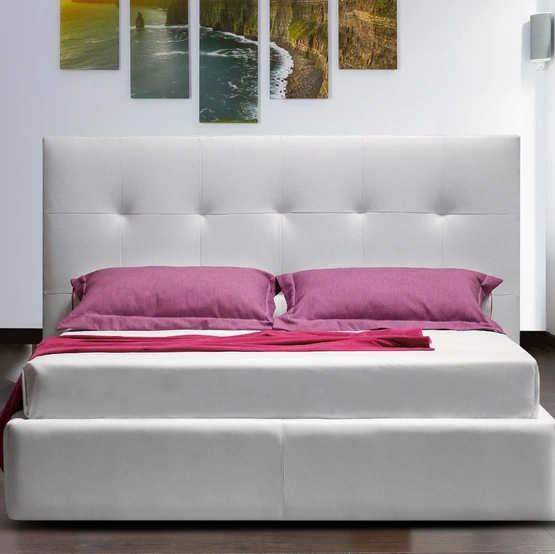 Letto Wall in pelle con testiera trapuntata di Nicoletti Home