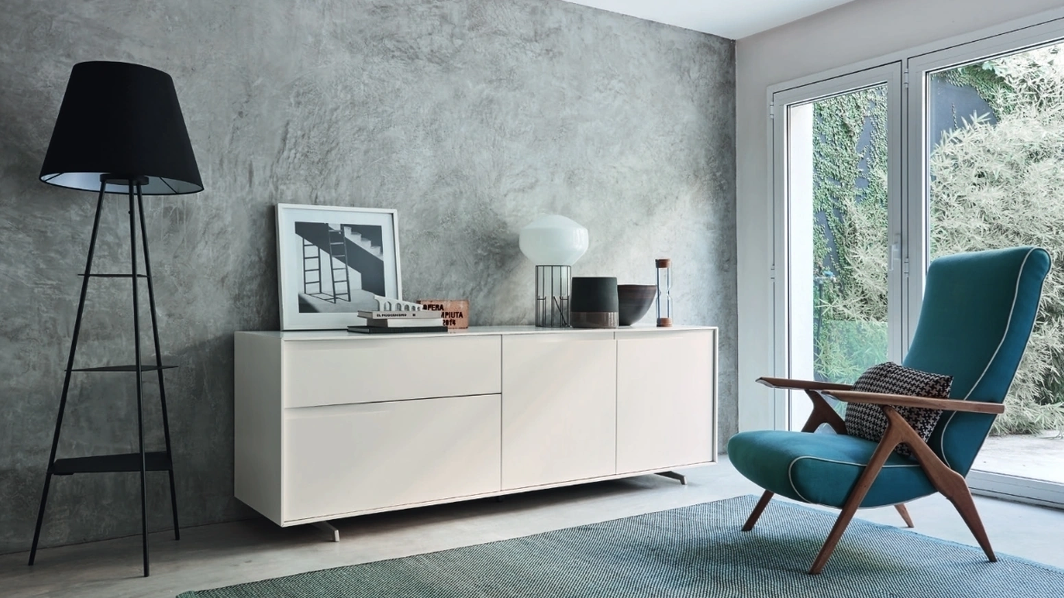 Madia Vela 02 in laccato Magnolia di Sangiacomo