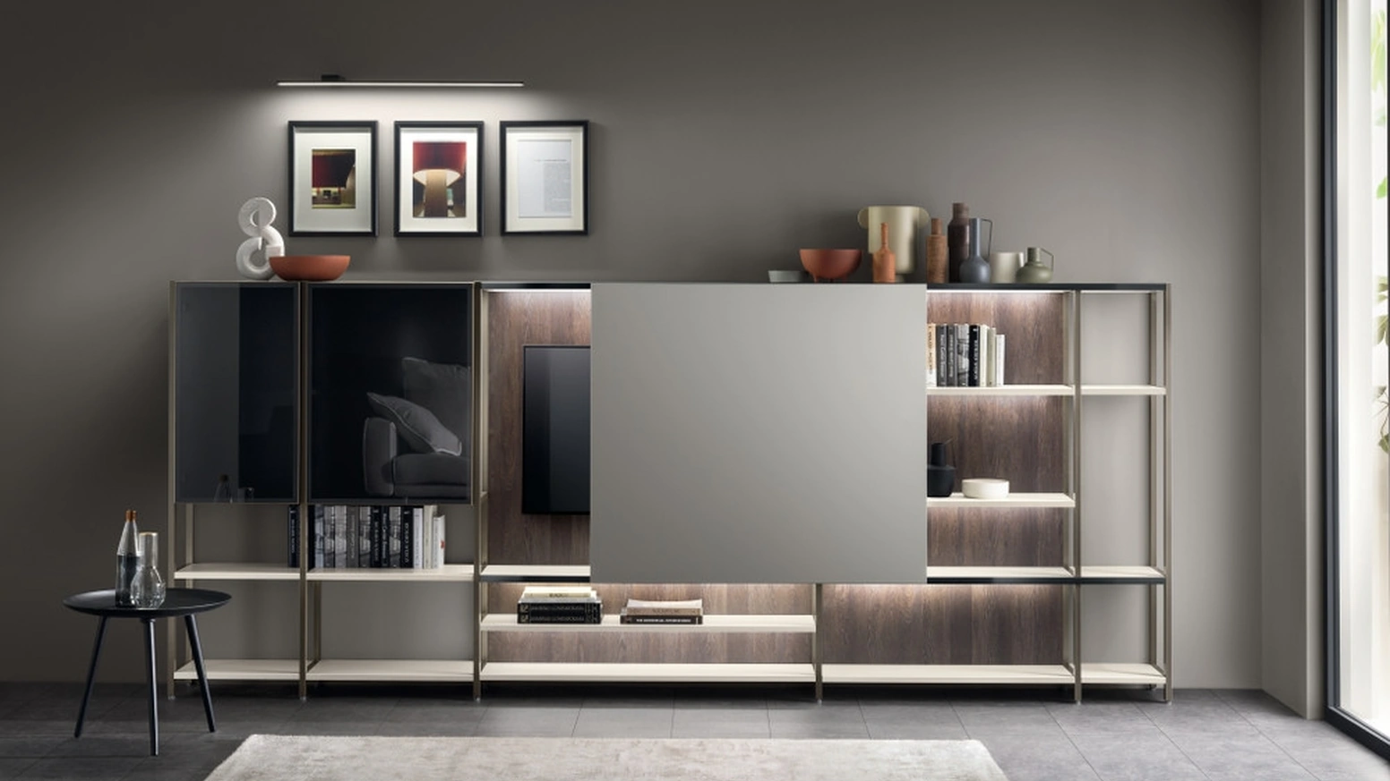 Parete Attrezzata Living Formalia 05 con Anta scorrevole in laccato Pet Pioggia di Scavolini