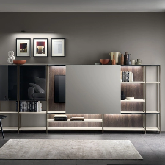 Parete Attrezzata Living Formalia 05 con Anta scorrevole in laccato Pet Pioggia di Scavolini