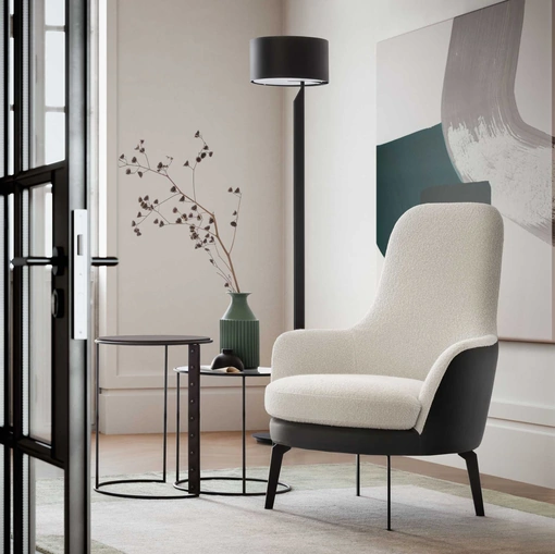 Poltrona in tessuto imbottito Queen di Le Comfort