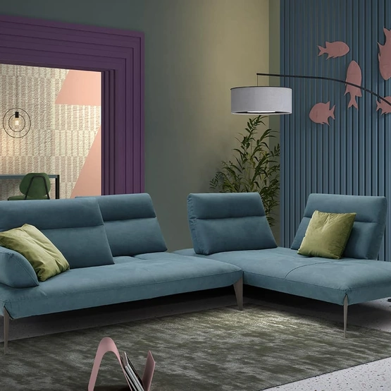 Divano in tessuto con penisola Caveoso di Egoitaliano