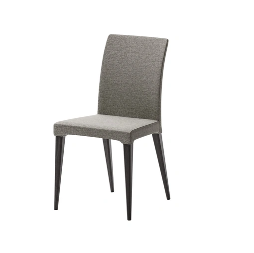 Sedia Anna in tessuto imbottito con struttura in legno di Veneta Cucine