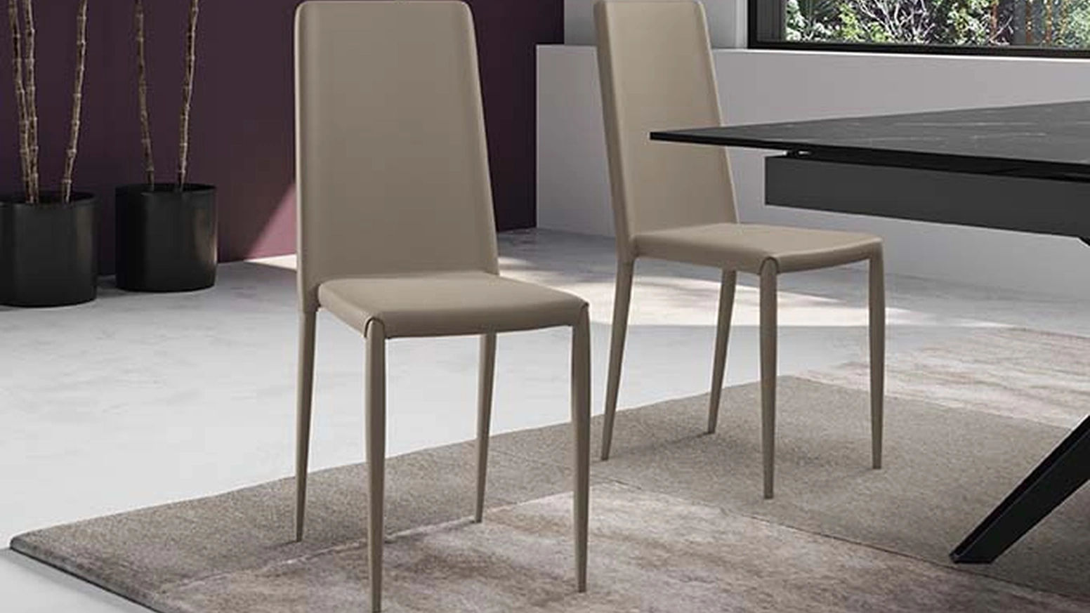 Sedia impilabile in ecopelle Cleo di Stones