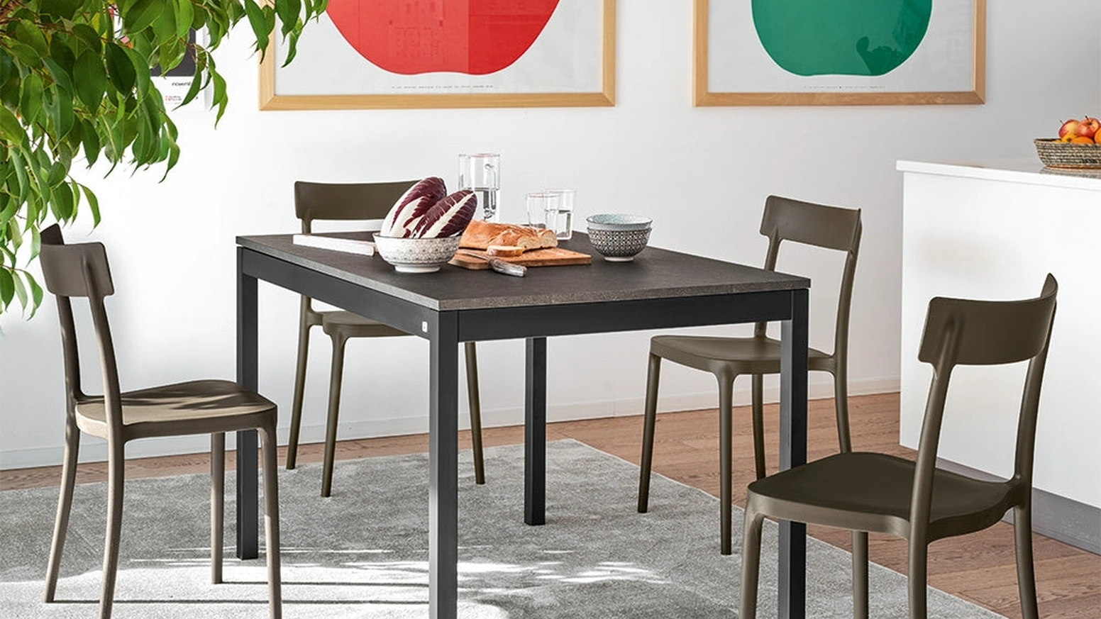 Sedia Argo dal design classico in polipropilene di Connubia