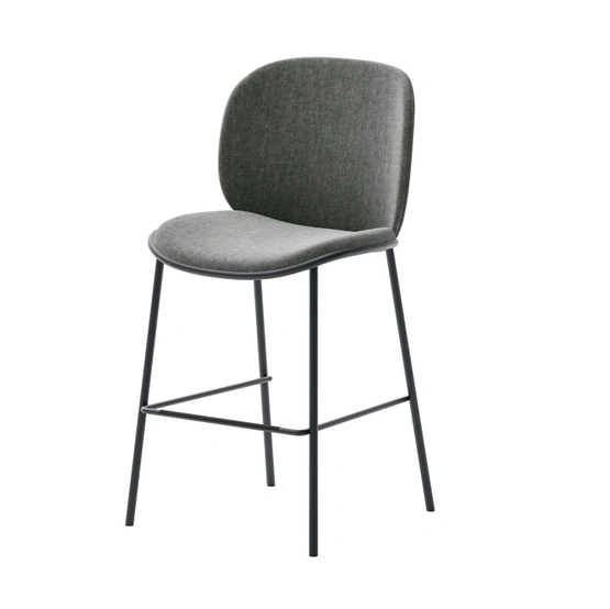 Sgabello Fluffy in tessuto imbottito di Veneta Cucine