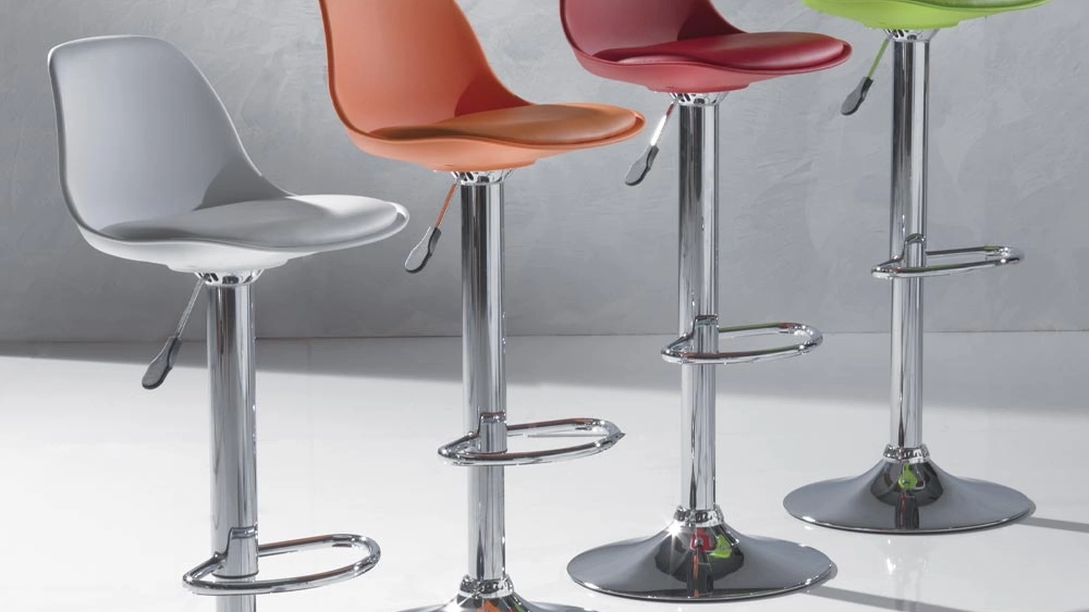 Sgabello Fruit in polipropilene di La Seggiola