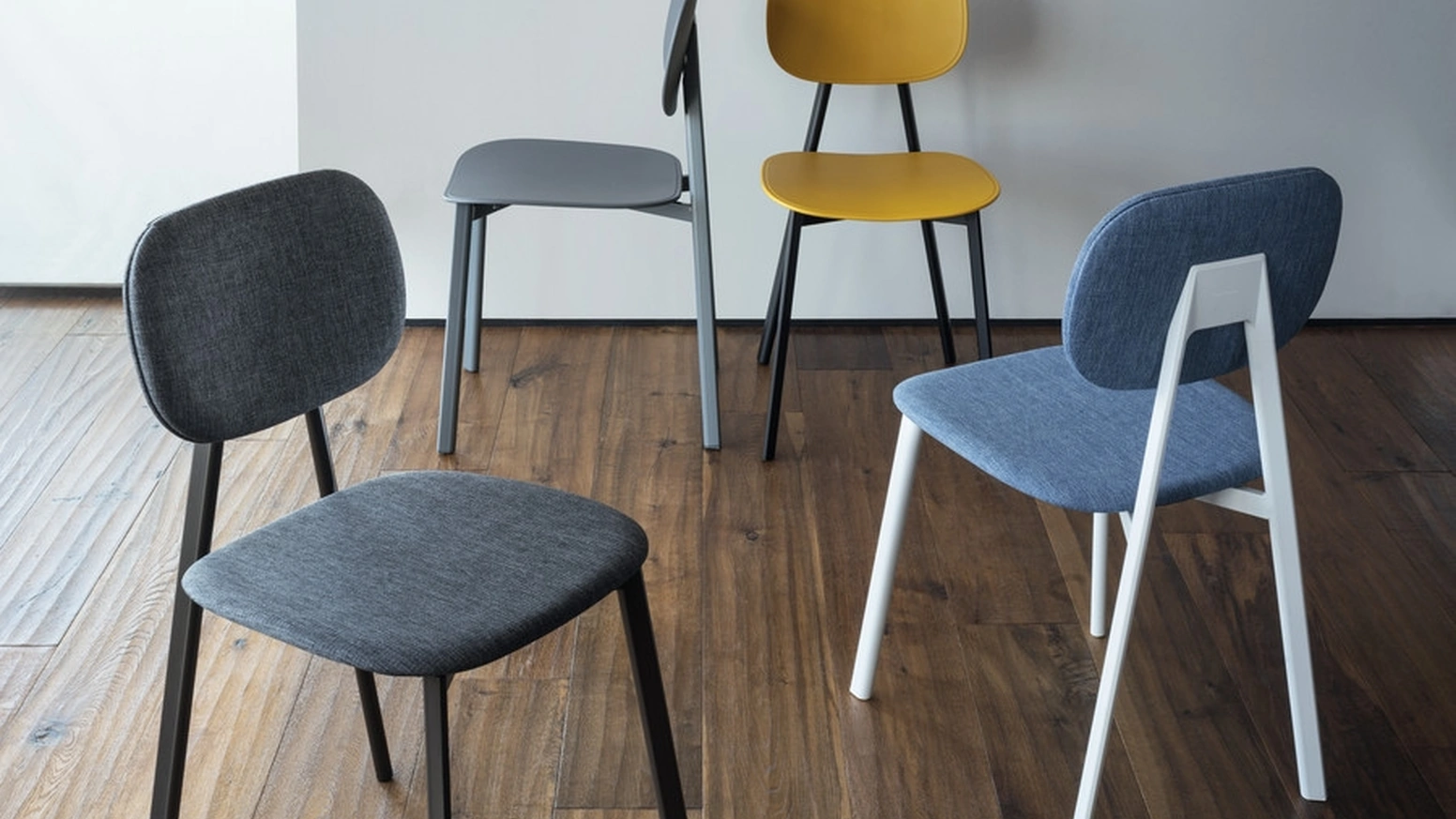 Sedia Painter in tessuto di Scavolini