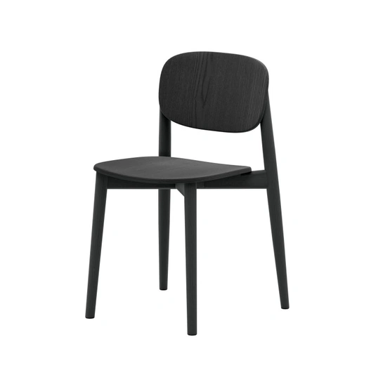 Sedia impilabile in frassino Suomi di Veneta Cucine