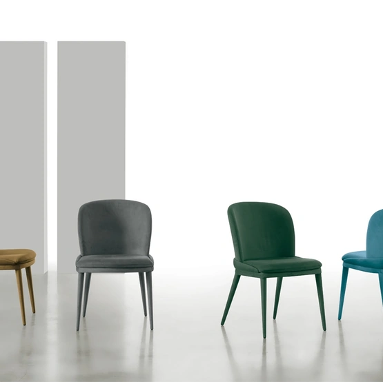 Sedia Cleveland di Target Point