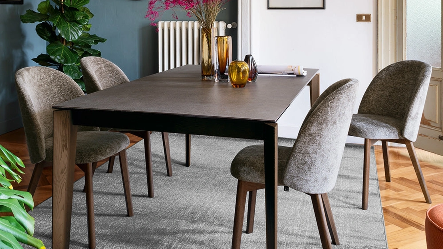 Tavolo Band in ceramica e legno di Connubia