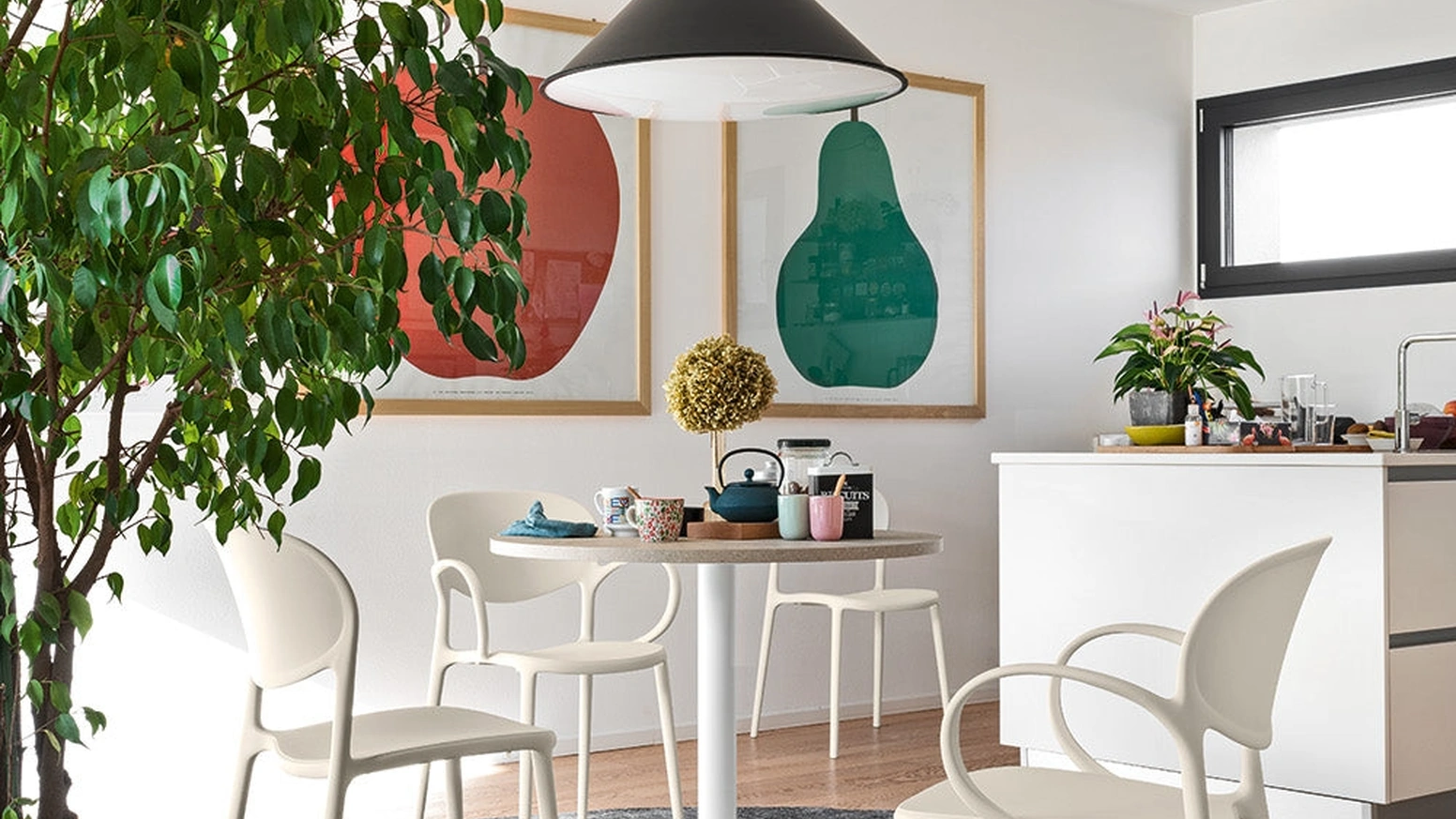 Tavolo rotondo Cocktail di Connubia