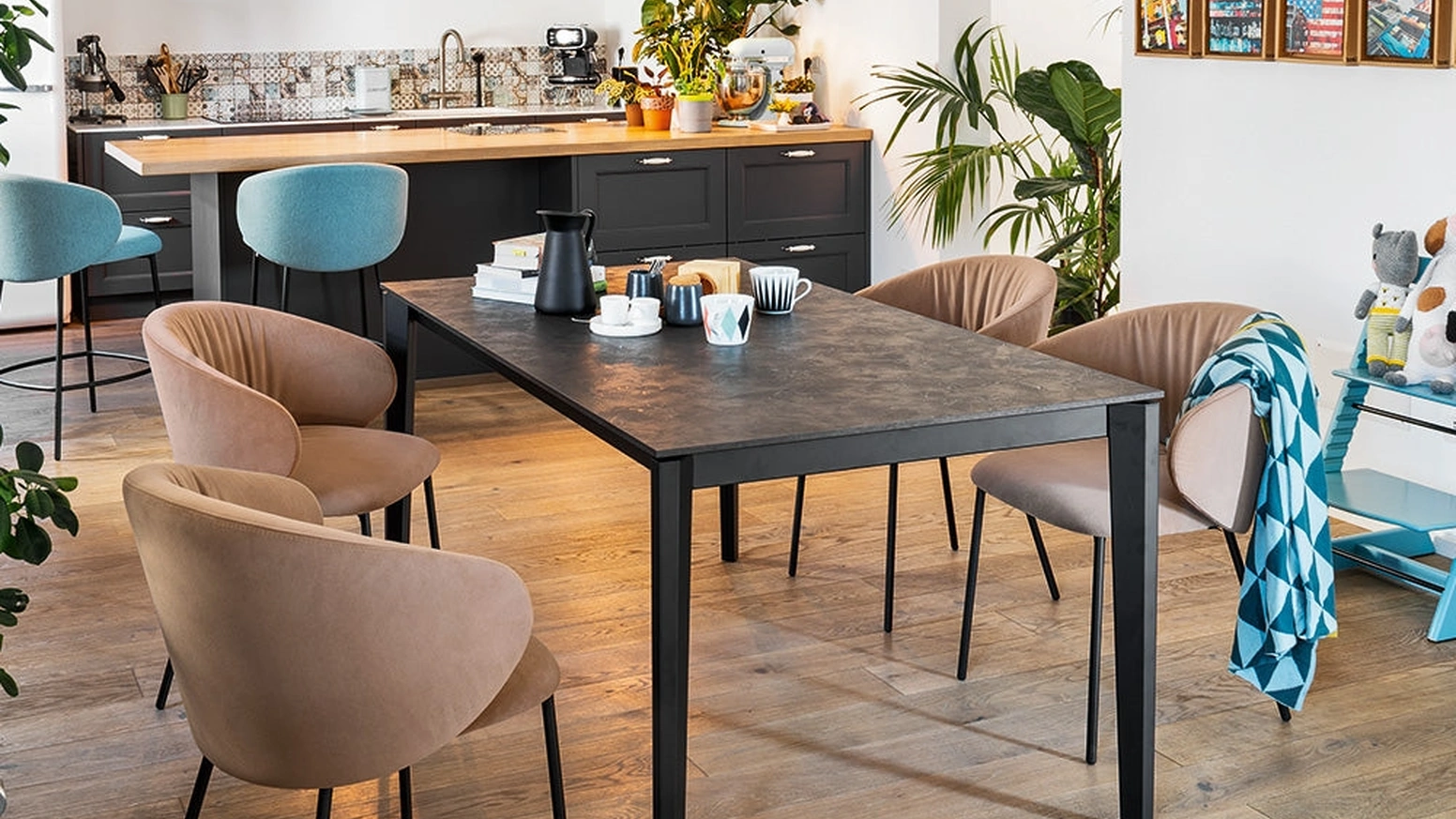 Tavolo allungabile Pentagon di Connubia