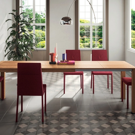 Tavolo allungabile Context impiallacciato Rovere verniciato effetto invecchiato di Scavolini