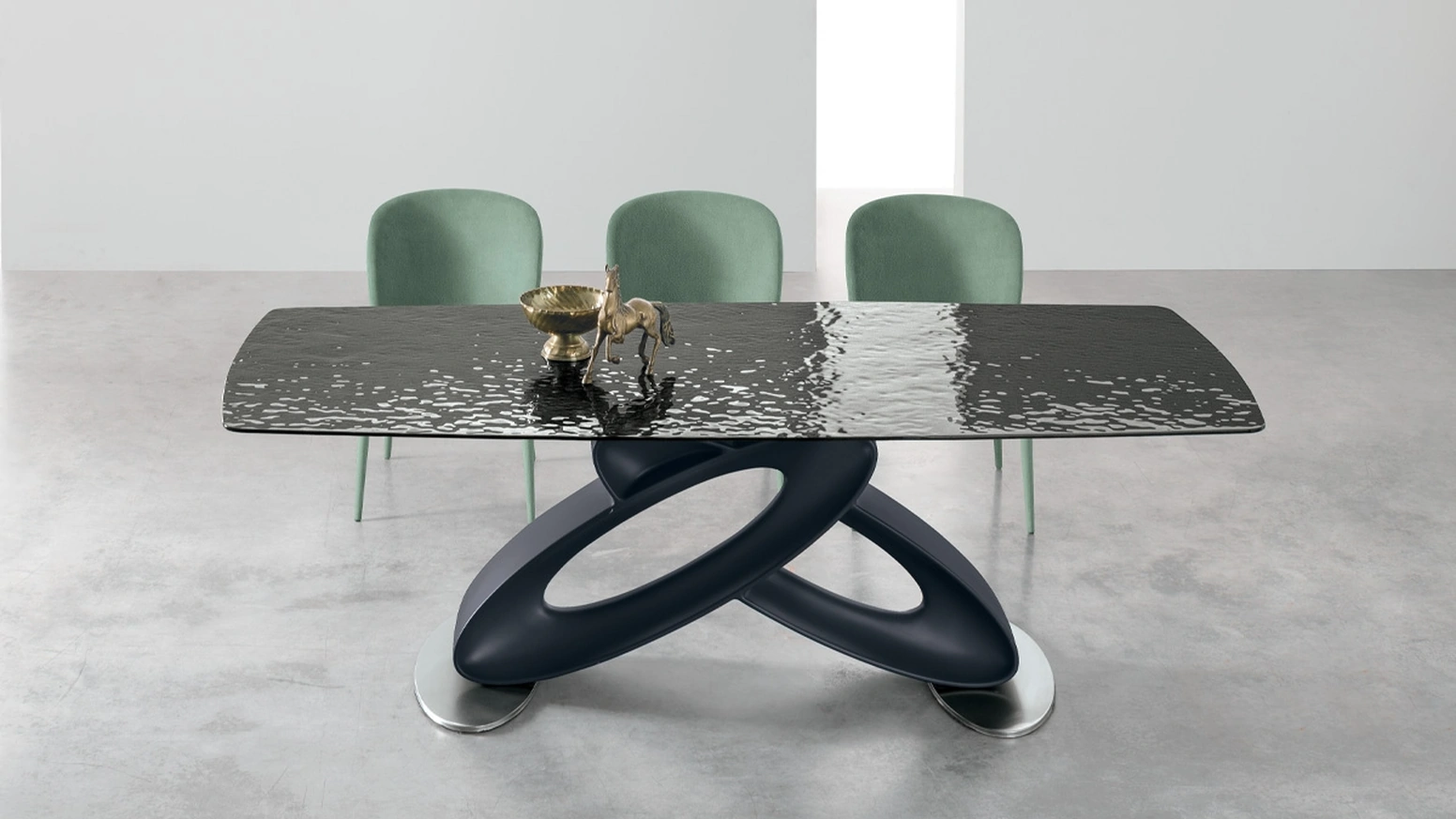 Tavolo Eclipse in vetro di Target Point