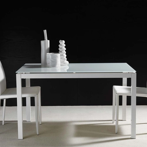 Tavolo allungabile Majestic Vetro con top in vetro temperato extrawhite e base in metallo verniciato di La Seggiola
