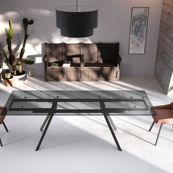 Tavolo allungabile Smokey di Stones