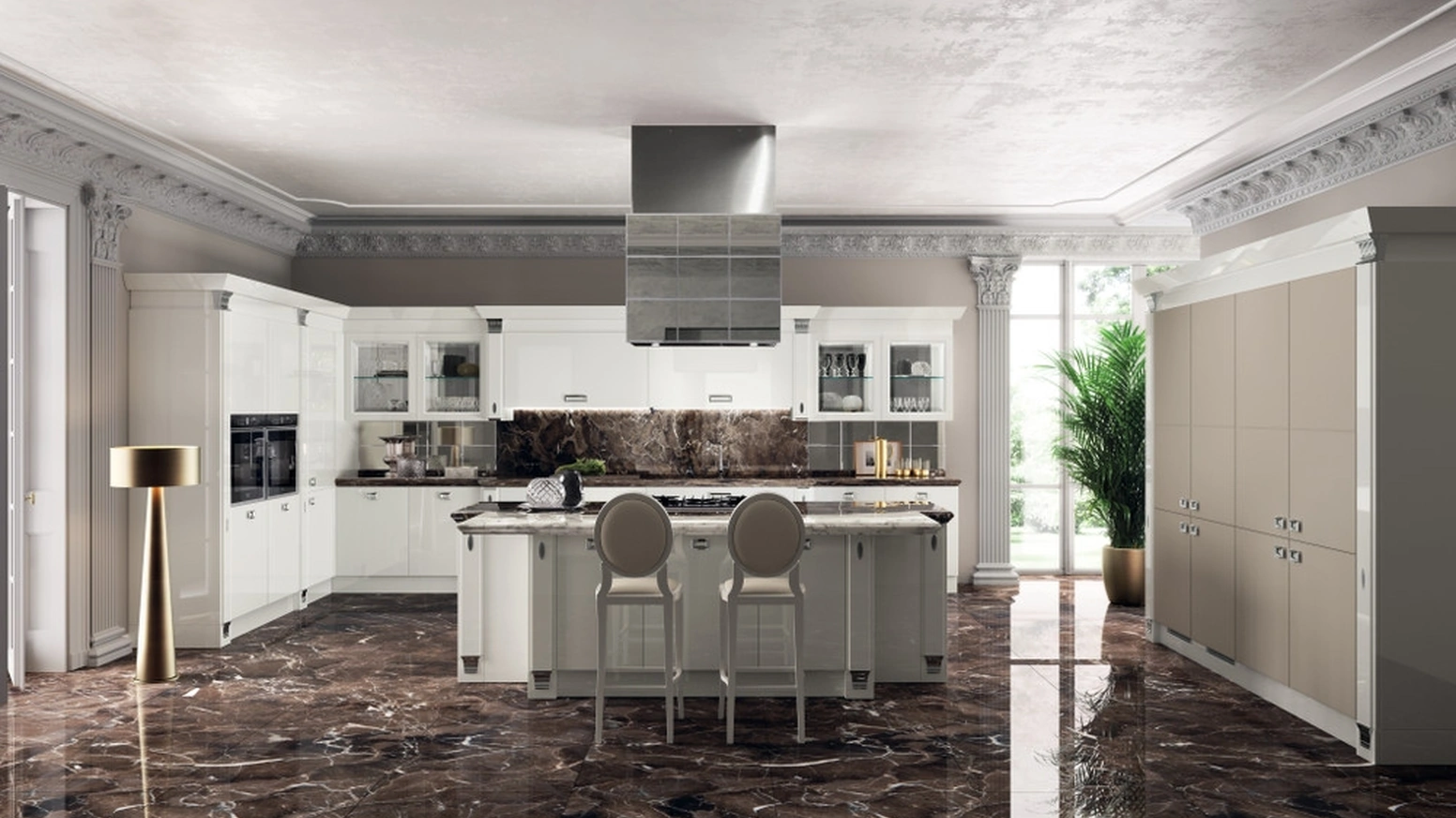 Cucina Classica Exclusiva 03 in laccato lucido Bianco e pelle di Scavolini