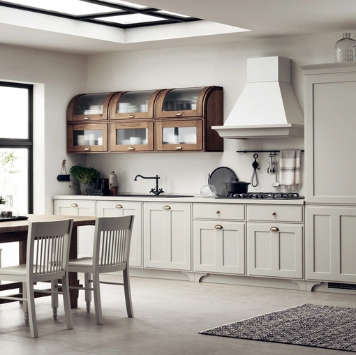 Cucina Classica Favilla 03 in laccato opaco Tortora di Scavolini