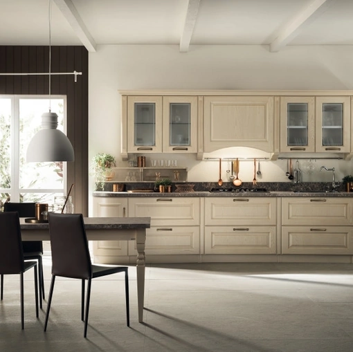 Cucina Classica ad angolo Madeleine 04 in Frassino Bianco Burro di Scavolini