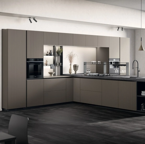 Cucina Moderna Mira 04 in laminato Strips Urban Steel di Scavolini