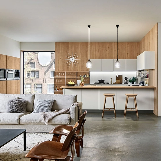 Cucina Moderna con penisola Ri-flex 03 in Vetro e Rovere di Veneta Cucine