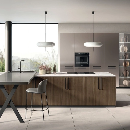 Cucina Moderna con isola e penisola Musa 01 in Rovere Pecan di Scavolini