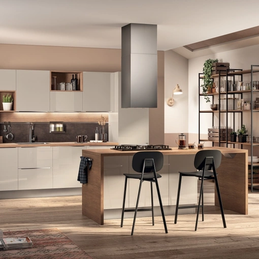 Cucina Moderna con isola Urban & Urban 01 in laccato lucido Sabbia con top in laminato Rovere Land di Scavolini