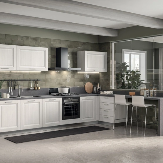 Cucina su misura angolare con penisola Family 02 in decorativo Larice Neve di Scavolini