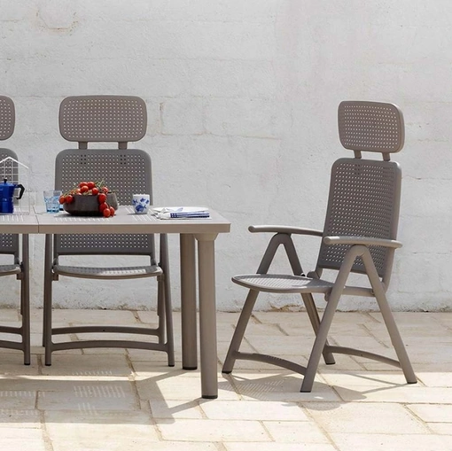 Sedia reclinabile Agua in polipropilene di La Seggiola